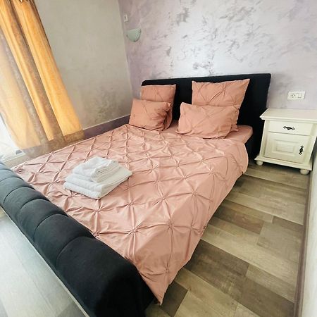 Urban Suites Iasi Eksteriør billede