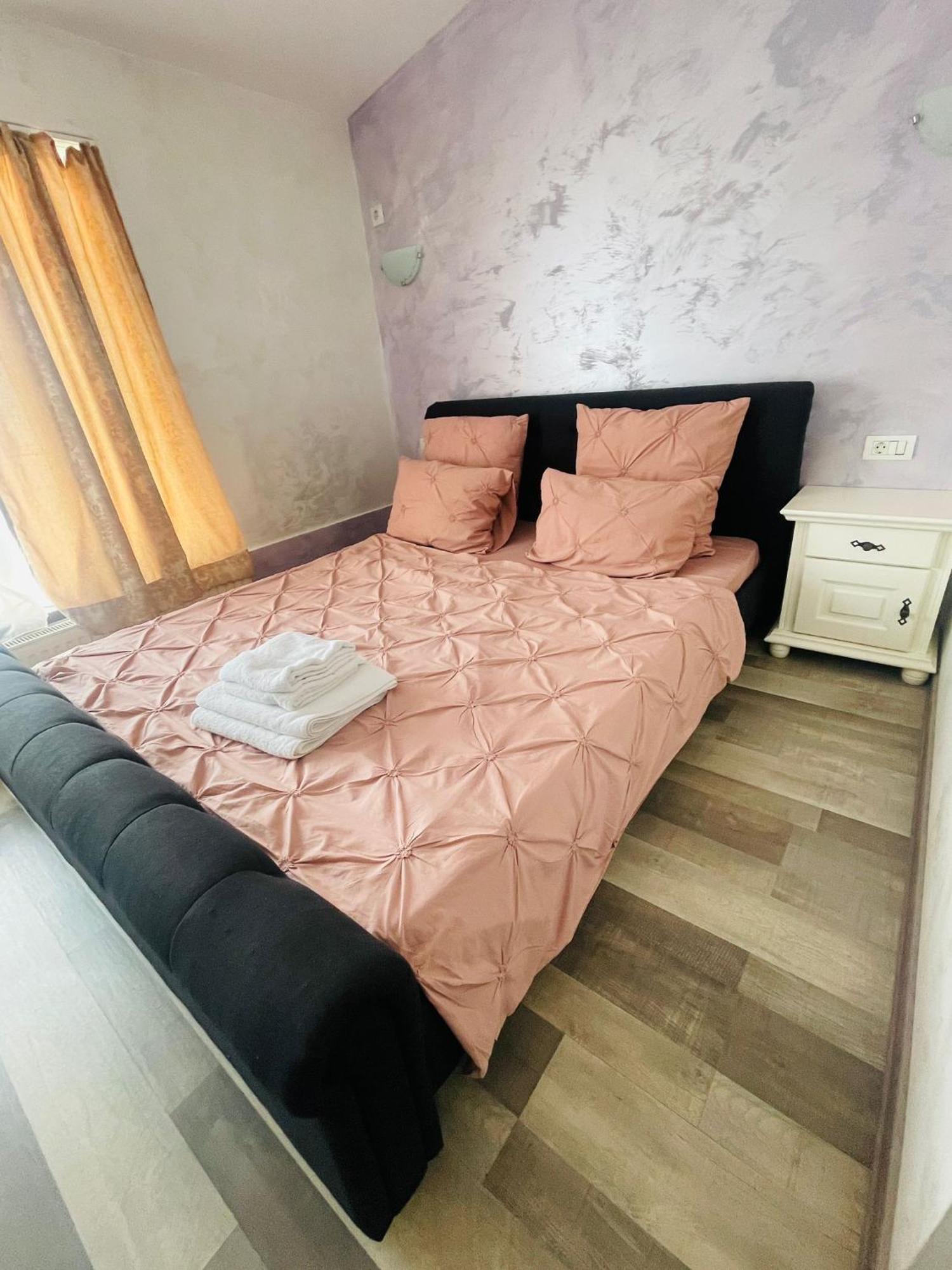 Urban Suites Iasi Eksteriør billede